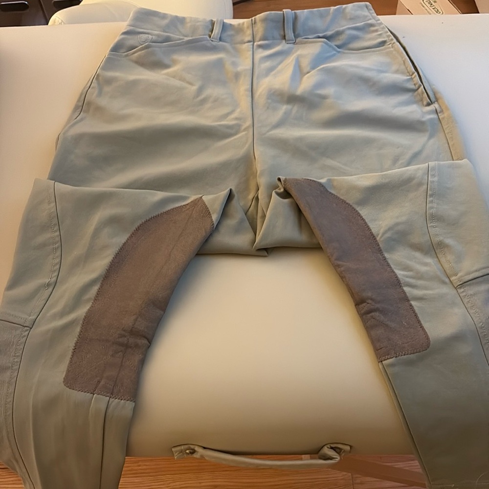 Ariat Pro Series Circuit Low Rise Breeches